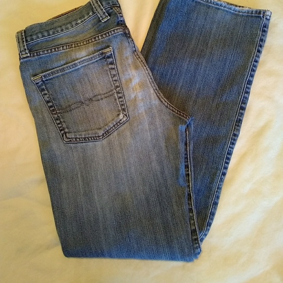 Lucky Brand Vintage Straight Jeans - Picture 2 of 8